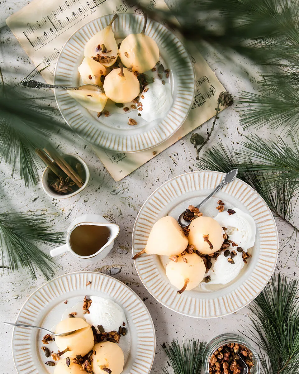 Best poached pears recipe ever! Check out my prosecco pears!