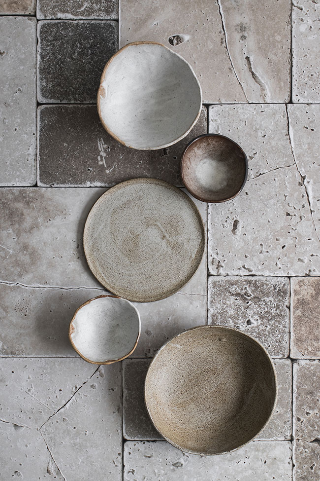 Backdrop ‘broken tiles’ is a special one, old broken tiles in neutral tones