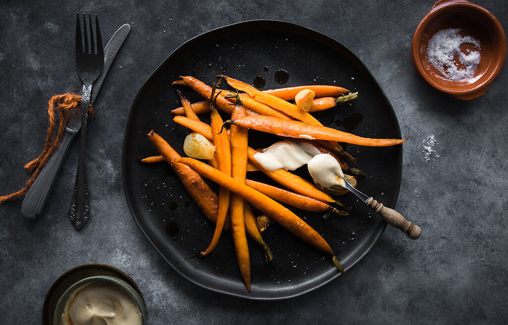 Roasted carrots with balsamic mayonnaise