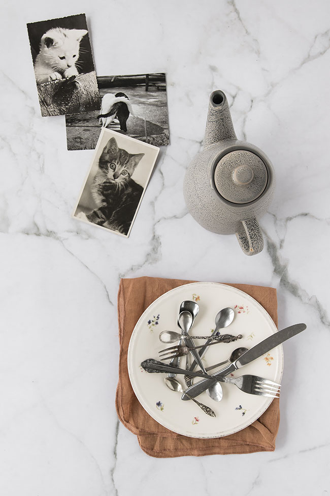 Marble vinyl backdrop for flatlay, food and product photography