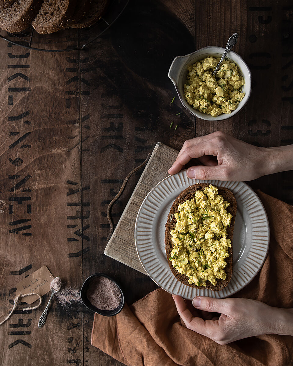 Tofu egg salad recipe without eggs and with Kala Namak