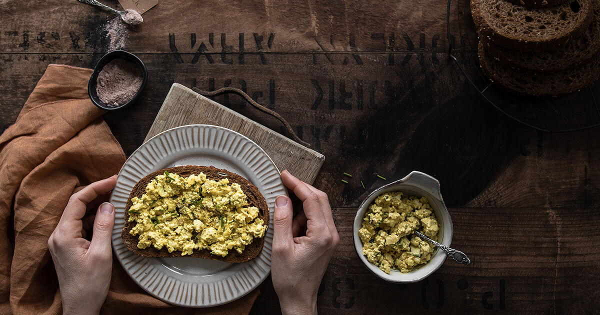 Tofu egg salad recipe without eggs and with Kala Namak