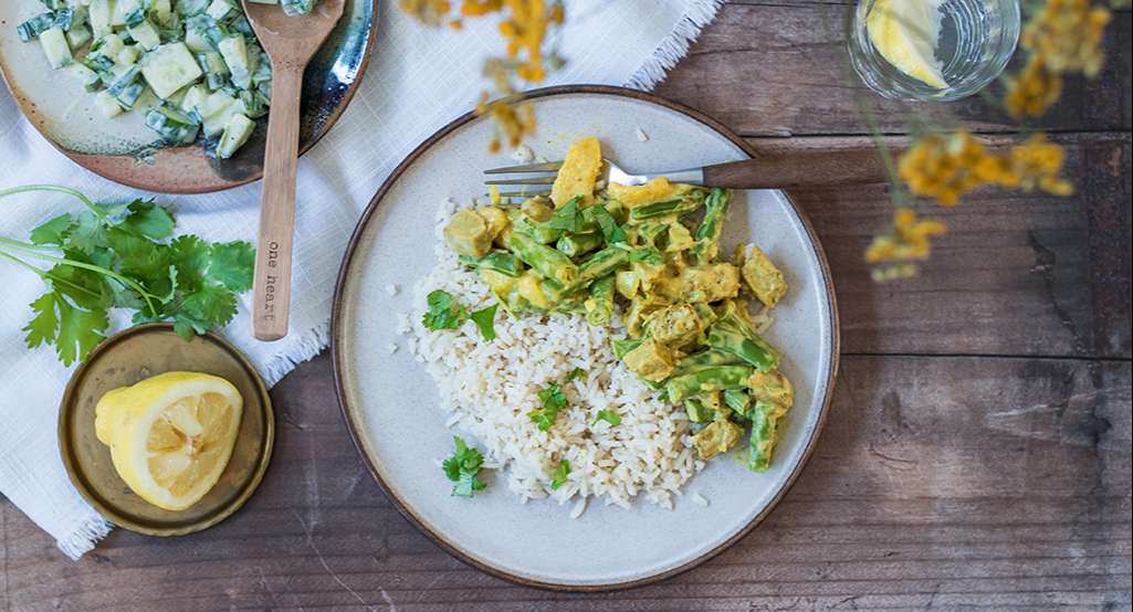 Tandoori ''chicken'' with cucumber raita and rice