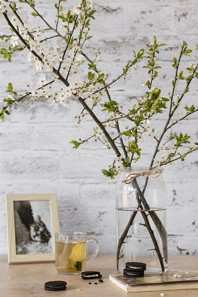 White brick wall photo backdrop for flatlay, food and product photographers