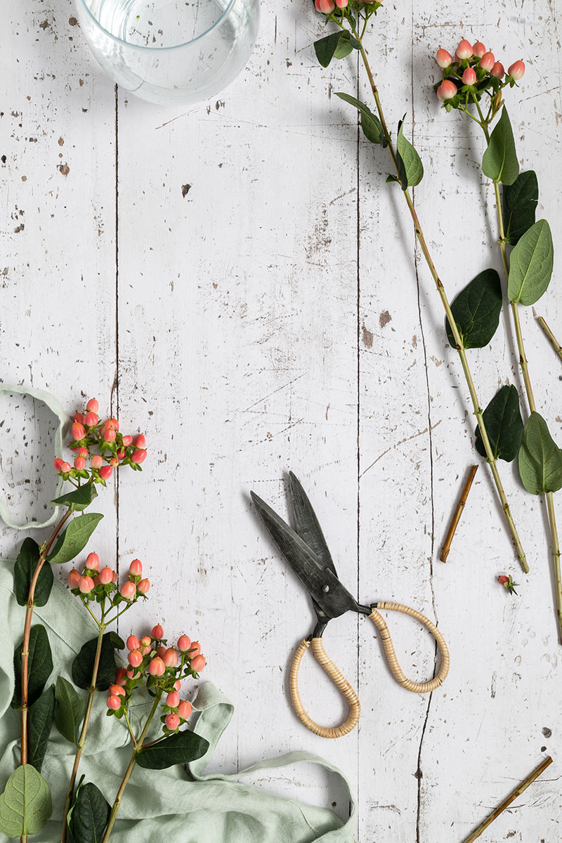 Scratchy white wood table top photography backdrop printed on vinyl