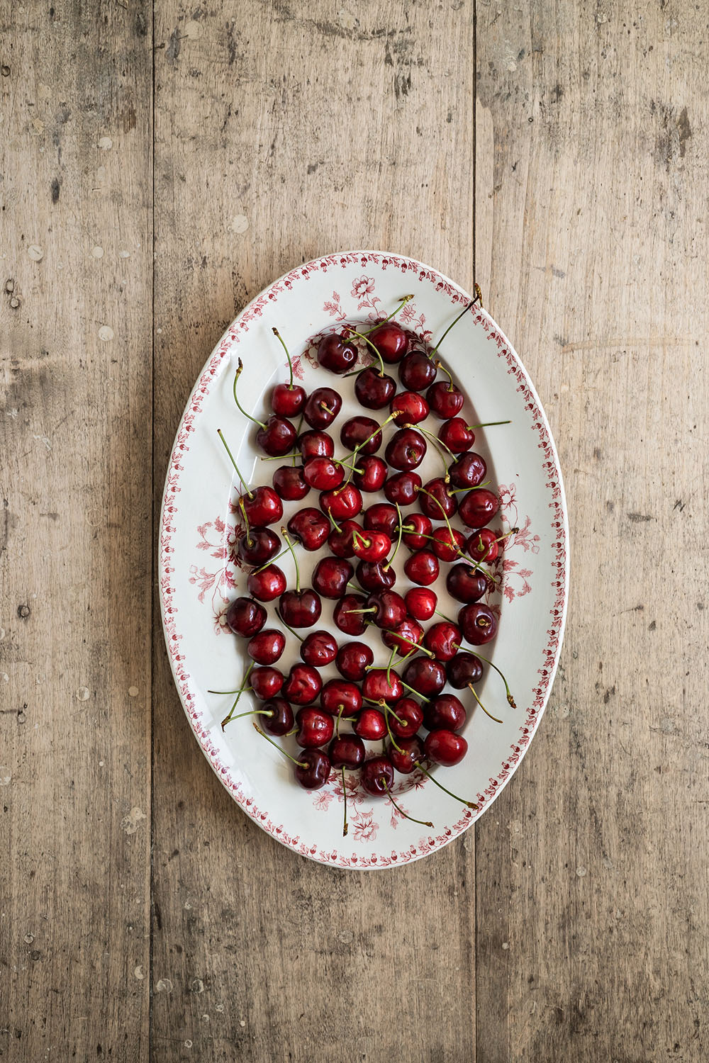 French table vinyl background in light wood ideal for food photographers