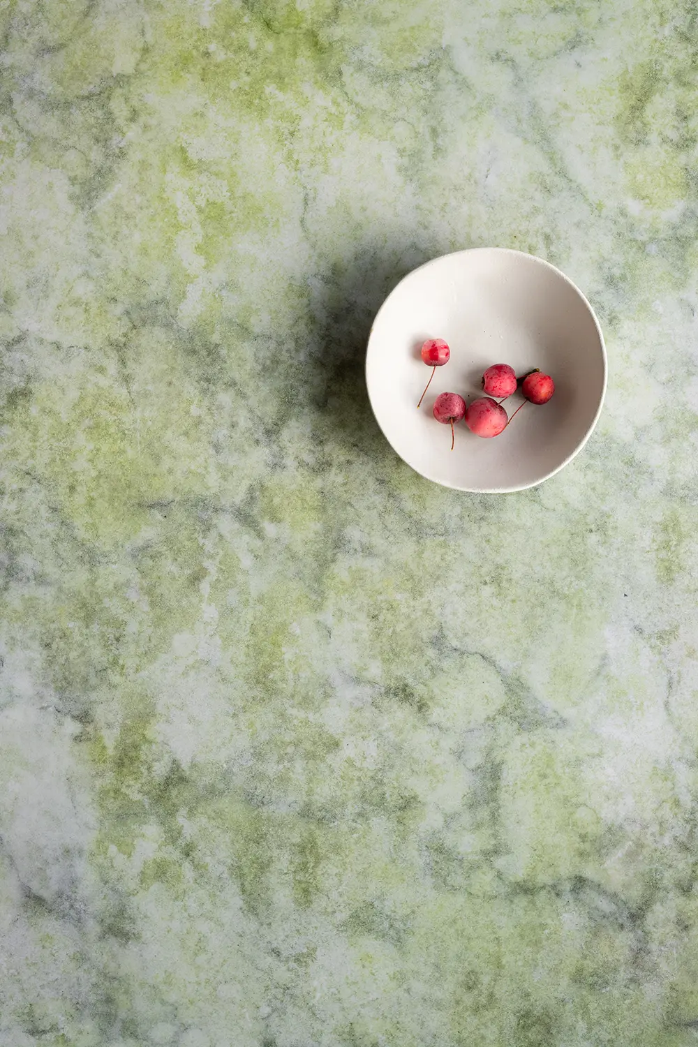 In our e-shop you will find a wide selection of round vinyl backdrops