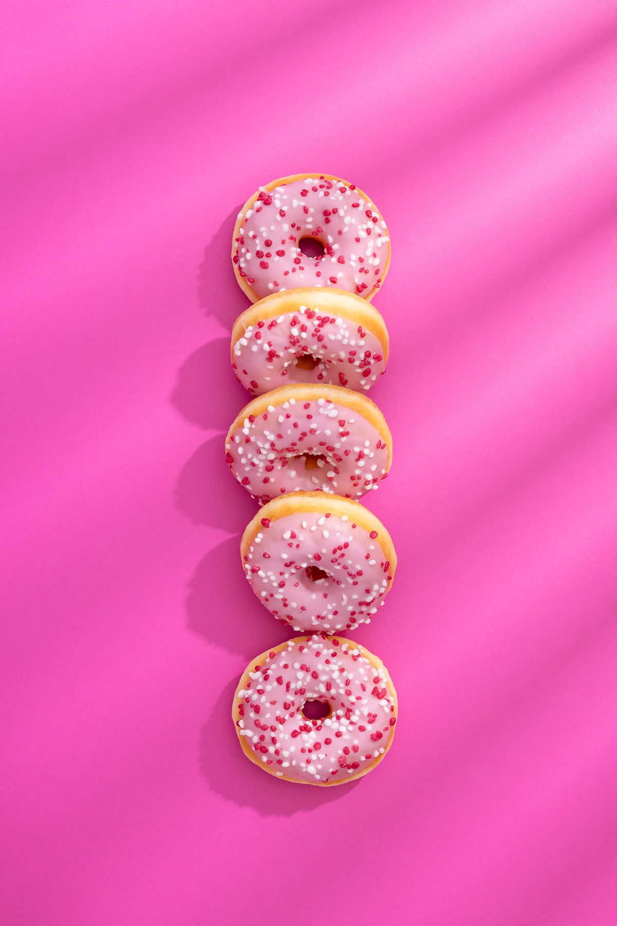 Solid colour magenta backdrop for videography & photography