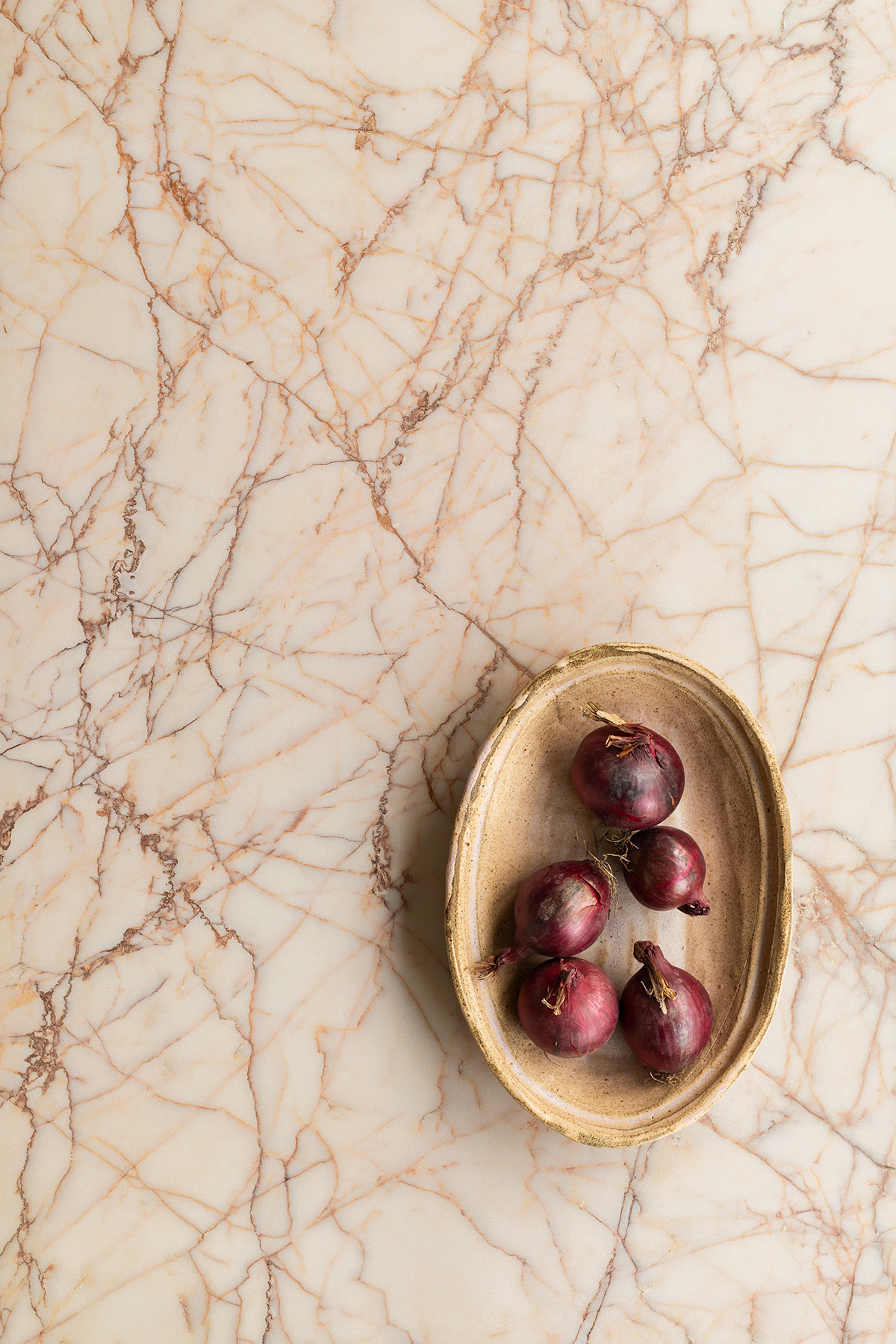 Beige marble shooting surface for food photography