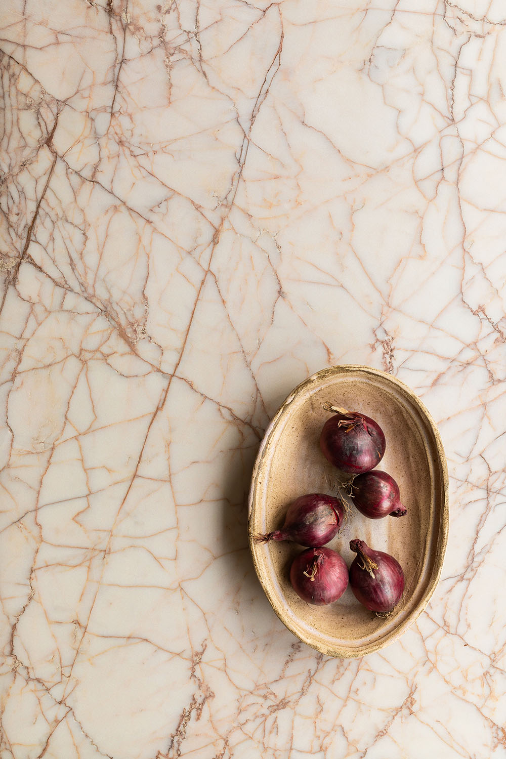 Beige marble shooting surface for food photography